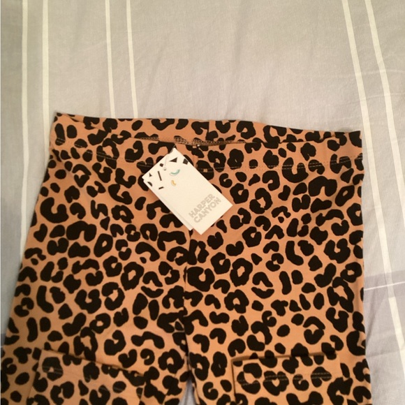 Girls Tan Leopard Leggings size 8 NWT - Picture 2 of 2